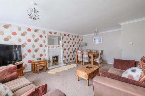 60 Foxcroft Drive, Brighouse, HD6 3PH