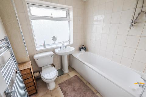 60 Foxcroft Drive, Brighouse, HD6 3PH