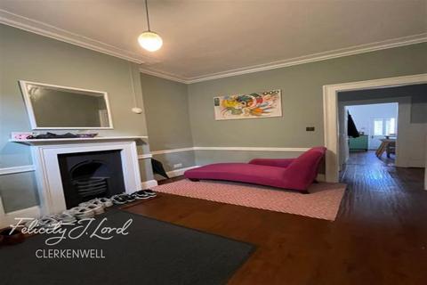 3 bedroom flat to rent, Arlington Way, EC1R