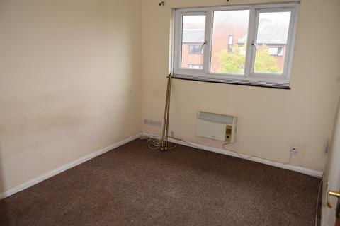 1 bedroom apartment to rent, Belvedere Court, Laymarsh Close, Belvedere, DA17