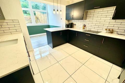 69 The Avenue, Nunthorpe, Middlesbrough, TS7 0AB