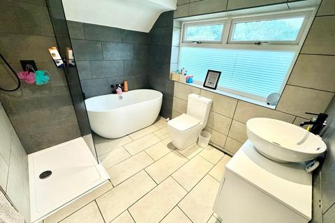 69 The Avenue, Nunthorpe, Middlesbrough, TS7 0AB