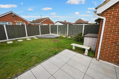 1 bedroom detached bungalow for sale, Sprundel Avenue, Canvey Island SS8