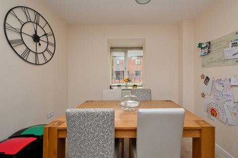 103 Birchfield Way, Telford, TF3 5HN