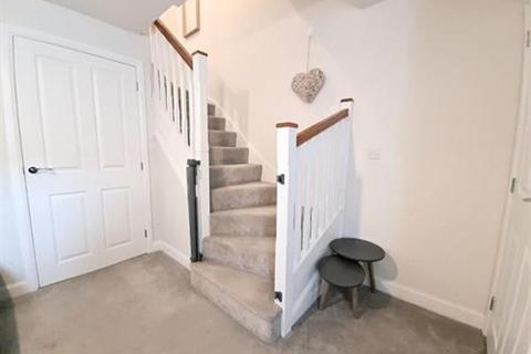 2 bedroom terraced house for sale, Troon Walk, Hebburn, NE31