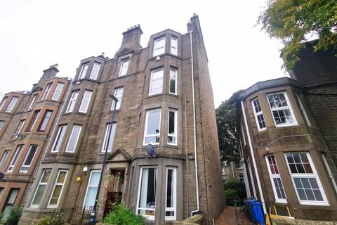 2 bedroom flat to rent, Nelson Street, City Centre, Dundee, DD1