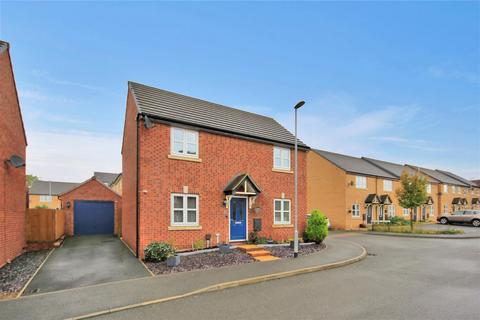 4 bedroom detached house for sale, Gardenfield, Higham Ferrers NN10