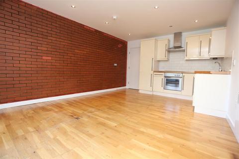 2 bedroom flat to rent, Albion Street, Brighton