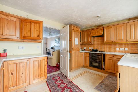 3 bedroom semi-detached house for sale, Dorley Dale, Carlton Colville