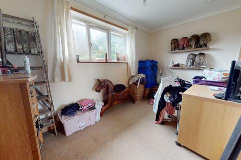 9 Trinity Close, Daventry, NN11 4RN