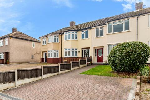 3 bedroom terraced house for sale, Eastbrook Drive, Romford, RM7