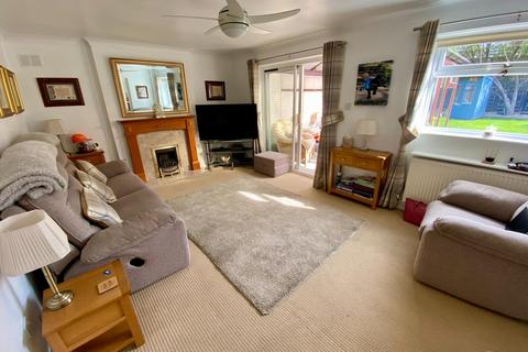 5 Ascot Drive, Grantham, NG31 9TB
