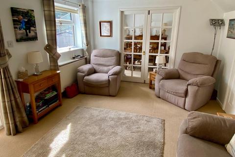 5 Ascot Drive, Grantham, NG31 9TB