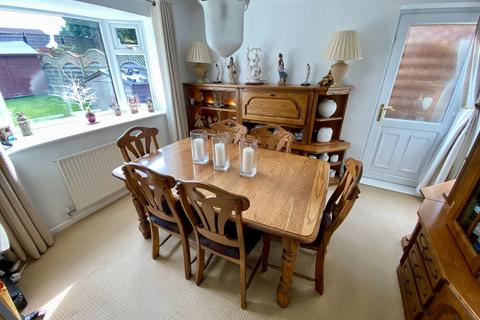 5 Ascot Drive, Grantham, NG31 9TB