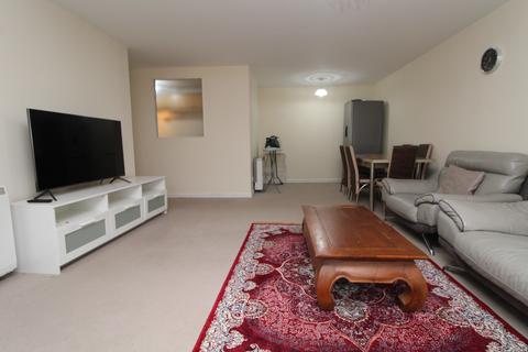 3 bedroom flat to rent, Wallace Street, Glasgow G5