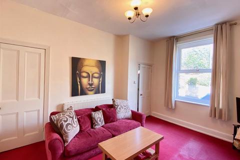 53 Lightcliffe Road, Brighouse, HD6 2DJ