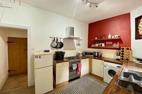 53 Lightcliffe Road, Brighouse, HD6 2DJ