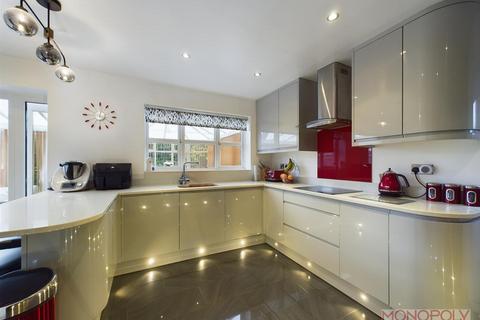 4 bedroom detached house for sale, St. Giles Park, Gwersyllt, Wrexham