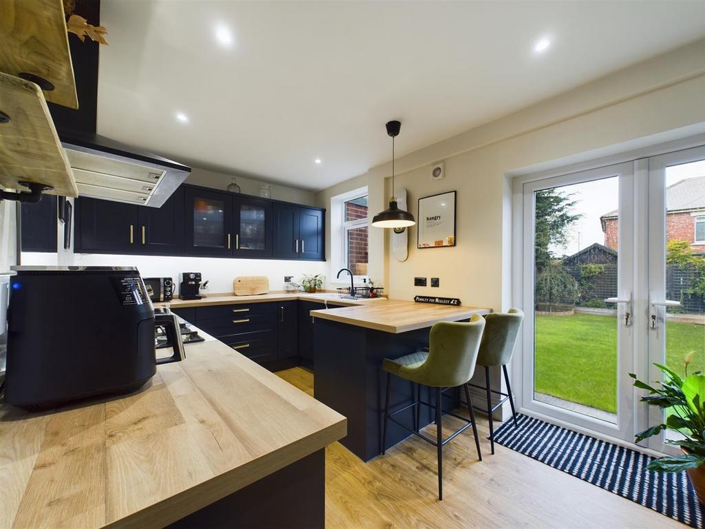 Kitchen 7.jpg