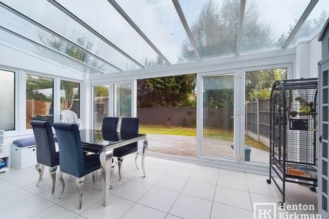 15 Bell Hill Close, Billericay, CM12 9FS