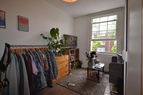 4 bedroom flat to rent, London NW1