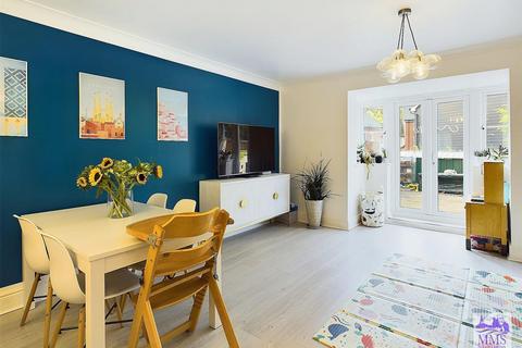 5 Horace Road, Rochester, ME2 2GB
