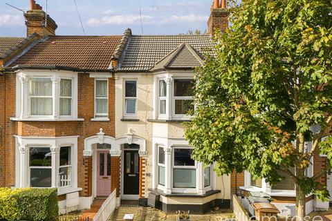 3 bedroom terraced house for sale, Cavendish Road, London E4