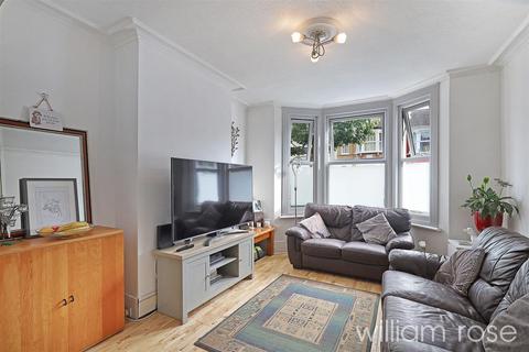 3 bedroom terraced house for sale, Cavendish Road, London E4