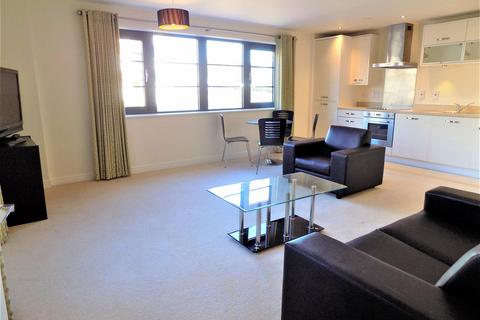 2 bedroom apartment for sale, Kestrel Road, Farnborough GU14