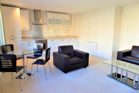 2 bedroom apartment for sale, Kestrel Road, Farnborough GU14