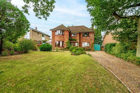 5 bedroom detached house for sale, Bluebell Road, Norwich