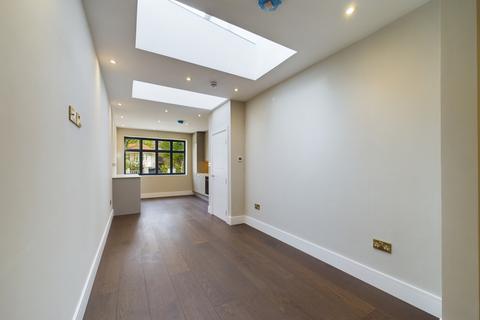 1 bedroom flat for sale, Brondesbury Park, London, NW6