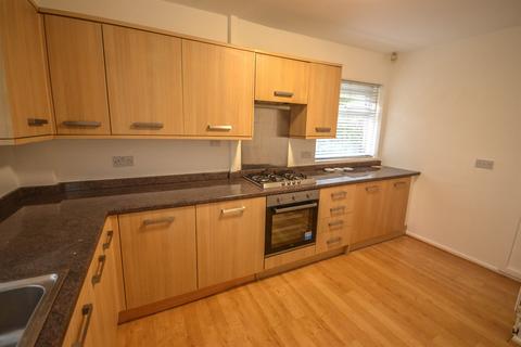 3 bedroom end of terrace house to rent, Kirkwood Drive, Kenton