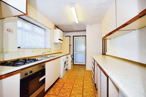 35 Bramble Close, Uxbridge, UB8 3QE