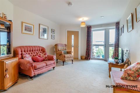 1 bedroom apartment for sale, Gilbert Place, Lowry Way, Swindon, WIltshire, SN3 1FX