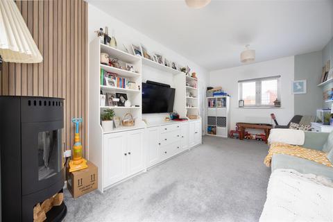 122 Soprano Way, Trowbridge, BA14 7XA