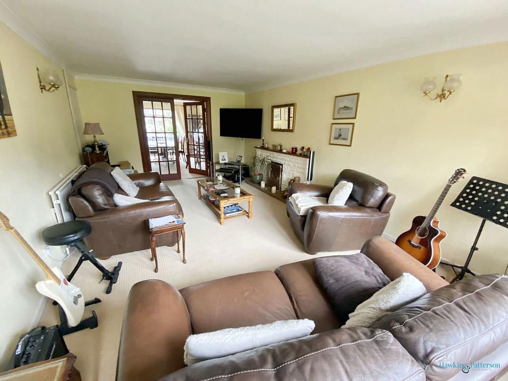 97 Aston Cantlow Road... 4 bed detached house for sale £635,000
