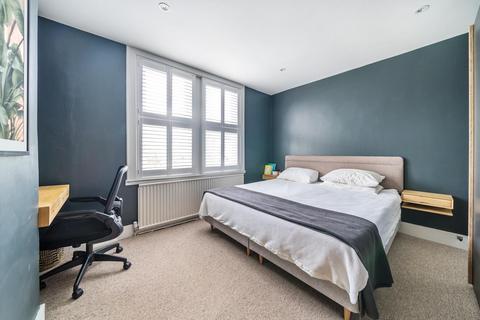 9 Dagmar Road, Kingston Upon Thames, KT2 6DP