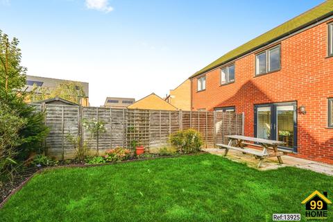 3 bedroom semi-detached house for sale, Sapphire road, Cheltenham, Gloucestershire, GL52