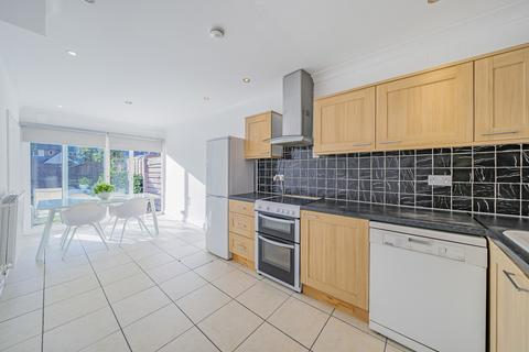 2 bedroom terraced house for sale, Brabazon Avenue, Wallington SM6