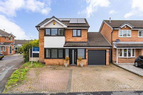 4 bedroom detached house for sale, Berryfold Way, Manchester M29