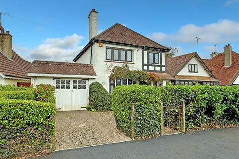 3 bedroom detached house for sale, Aldwick Gardens, Bognor Regis PO21