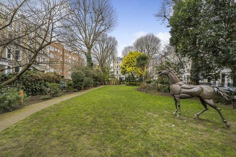 2 bedroom flat for sale, Lexham Gardens, Kensington