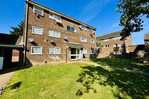 2 bedroom flat for sale, Hazelmere Drive,  Northolt, UB5