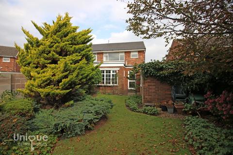 3 bedroom semi-detached house for sale, Rossall Grange Lane, Fleetwood, Lancashire, FY7