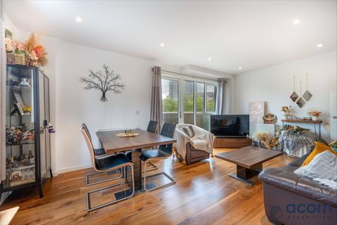 2 bedroom apartment for sale, Electra Court, Graham Park Way NW9