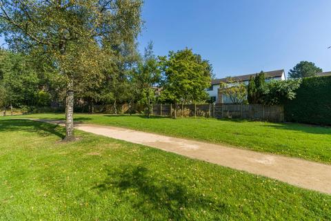 4 bedroom detached house for sale, Kinders Crescent, Greenfield, Saddleworth