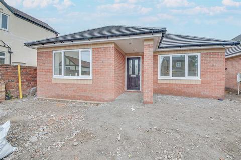 3 bedroom detached bungalow for sale, Roe Lane, Southport PR9