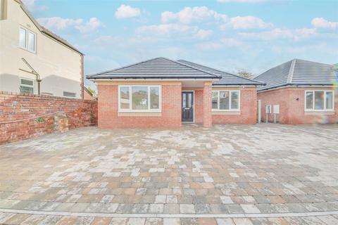 3 bedroom detached bungalow for sale, Roe Lane, Southport PR9