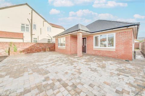 3 bedroom detached bungalow for sale, Roe Lane, Southport PR9